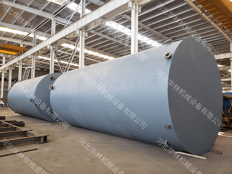 大型立式儲油罐